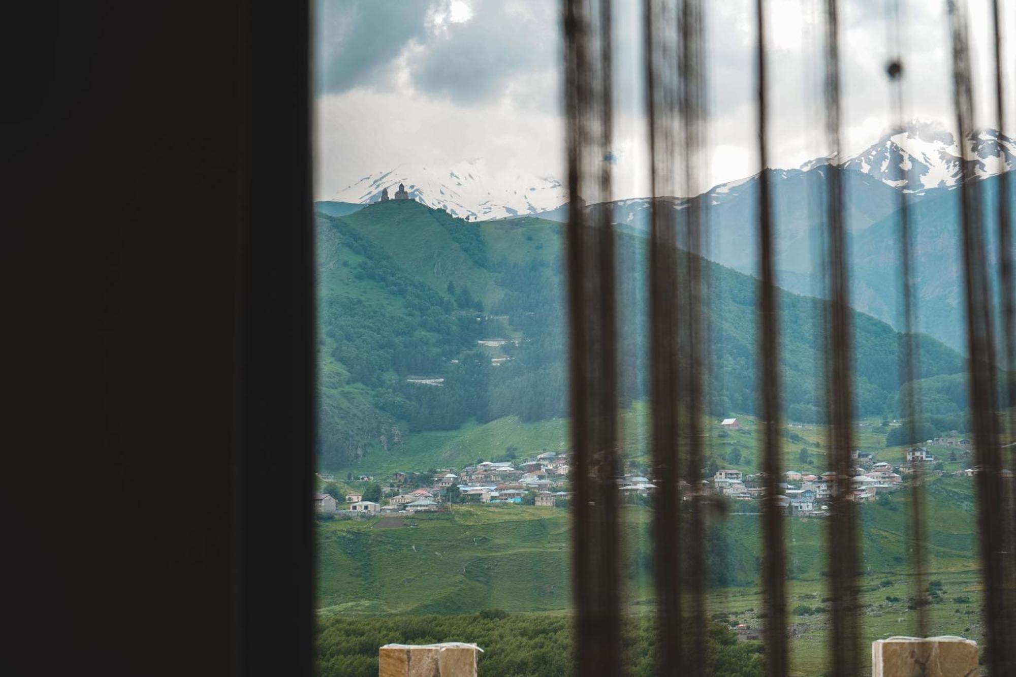 Hotel Toliketi Kazbegi Luaran gambar