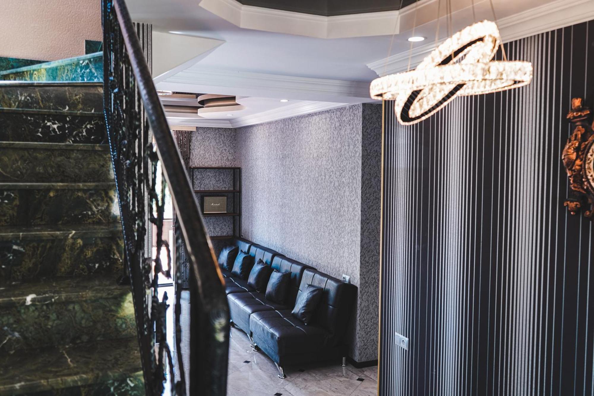 Hotel Toliketi Kazbegi Luaran gambar