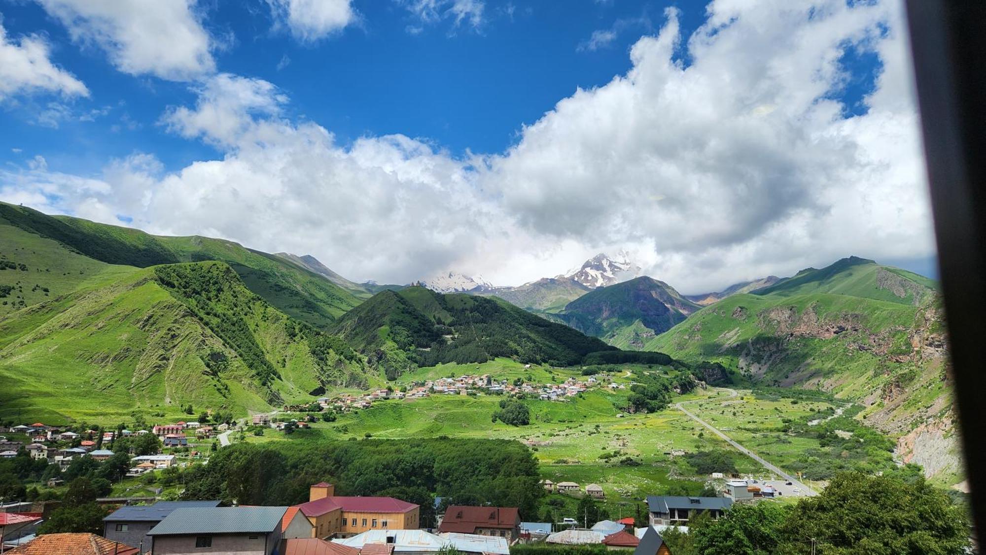 Hotel Toliketi Kazbegi Bilik gambar