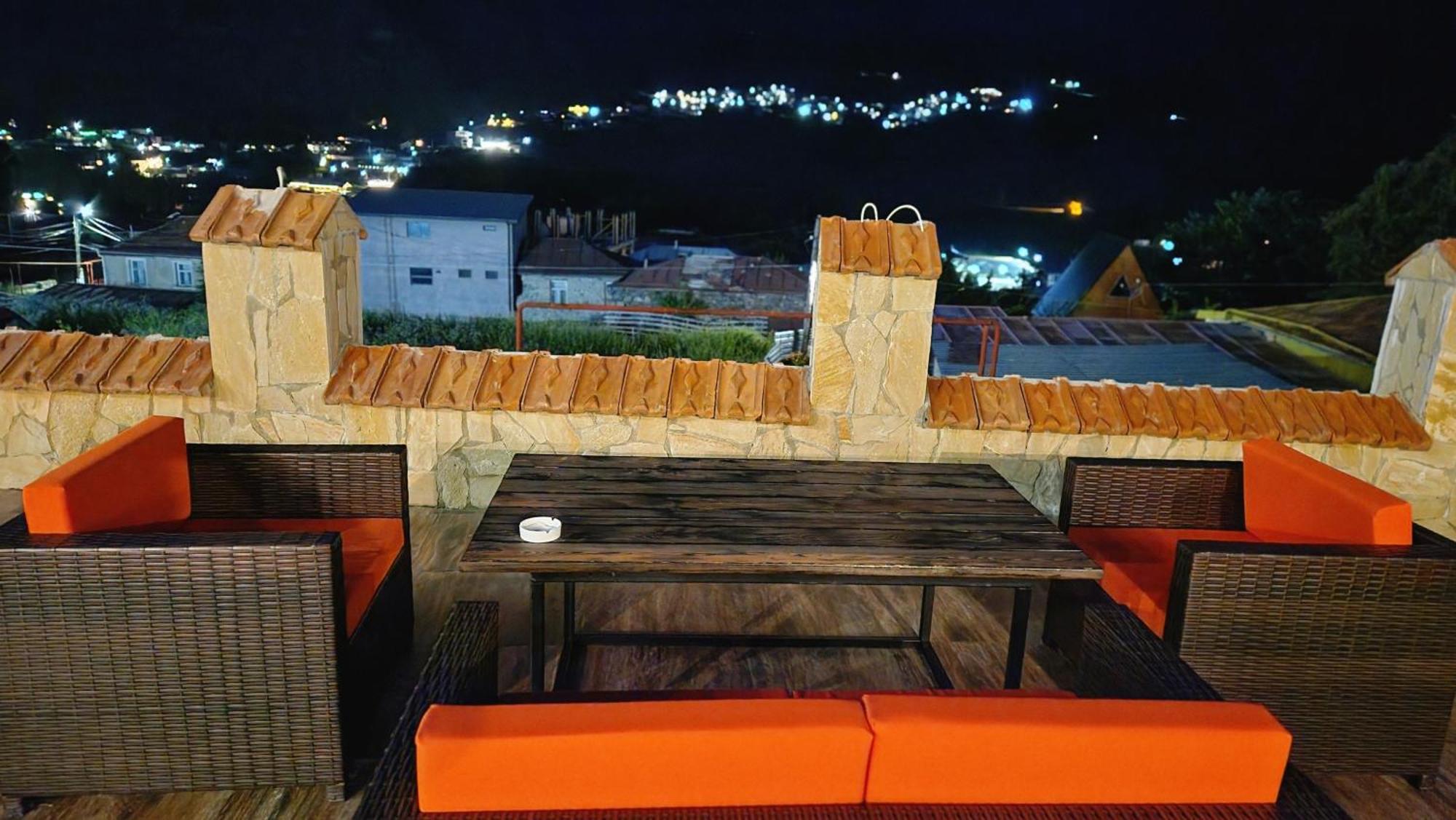 Hotel Toliketi Kazbegi Luaran gambar