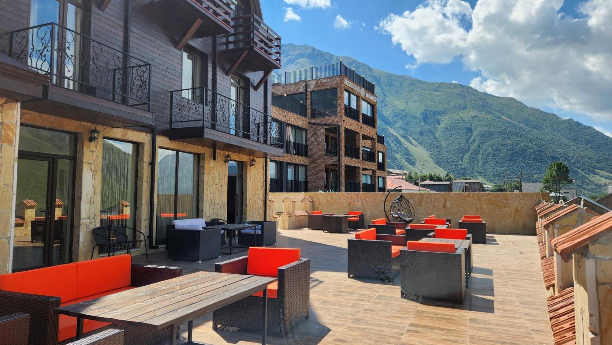 Hotel Toliketi Kazbegi Luaran gambar